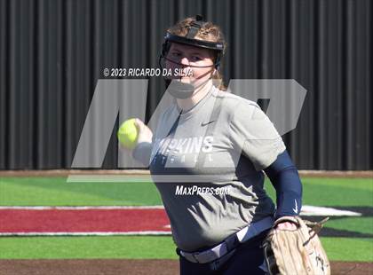 Thumbnail 3 in Tompkins vs A&M Consolidated (Scrimmage) photogallery.