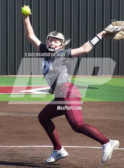 Thumbnail 1 in Tompkins vs A&M Consolidated (Scrimmage) photogallery.