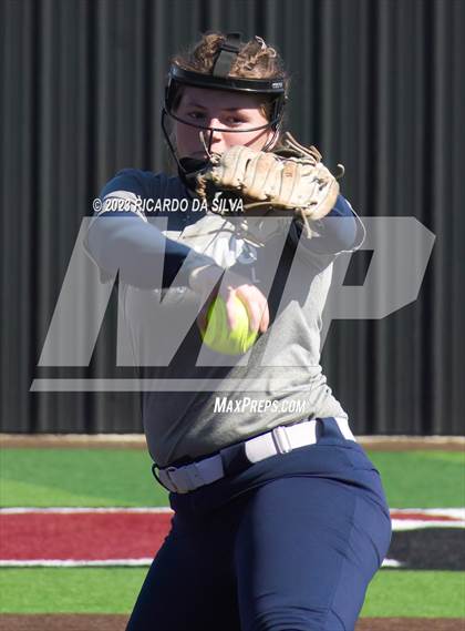 Thumbnail 2 in Tompkins vs A&M Consolidated (Scrimmage) photogallery.