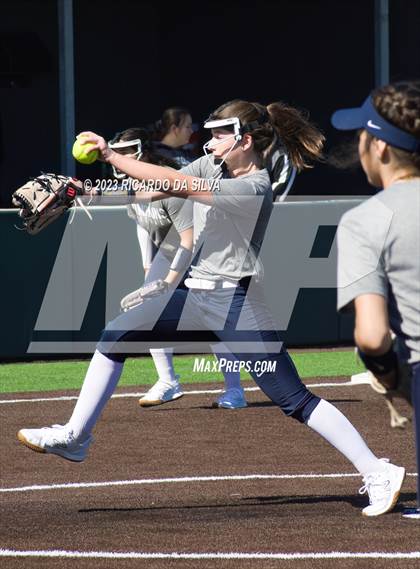 Thumbnail 3 in Tompkins vs A&M Consolidated (Scrimmage) photogallery.
