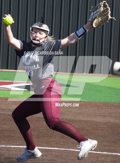 Thumbnail 2 in Tompkins vs A&M Consolidated (Scrimmage) photogallery.