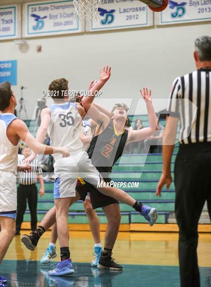 Thumbnail 3 in Mountain View vs. Westlake (Eagle Holiday Shootout) photogallery.
