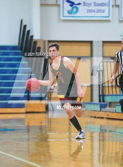 Thumbnail 1 in Mountain View vs. Westlake (Eagle Holiday Shootout) photogallery.