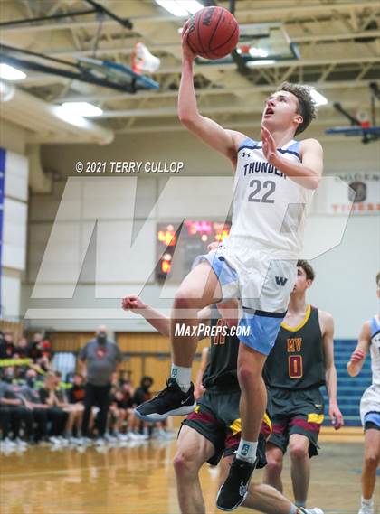 Thumbnail 3 in Mountain View vs. Westlake (Eagle Holiday Shootout) photogallery.