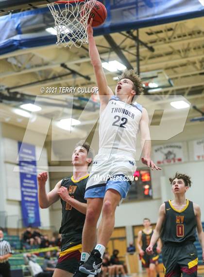 Thumbnail 2 in Mountain View vs. Westlake (Eagle Holiday Shootout) photogallery.