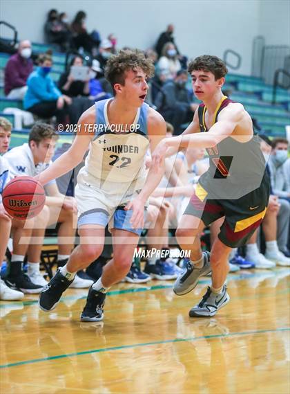Thumbnail 3 in Mountain View vs. Westlake (Eagle Holiday Shootout) photogallery.