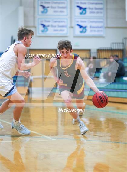 Thumbnail 2 in Mountain View vs. Westlake (Eagle Holiday Shootout) photogallery.