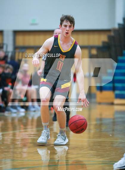 Thumbnail 1 in Mountain View vs. Westlake (Eagle Holiday Shootout) photogallery.