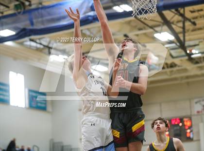 Thumbnail 3 in Mountain View vs. Westlake (Eagle Holiday Shootout) photogallery.