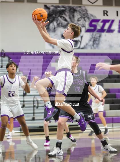 Thumbnail 1 in FR: Lehi @ Riverton (Sophomore) photogallery.