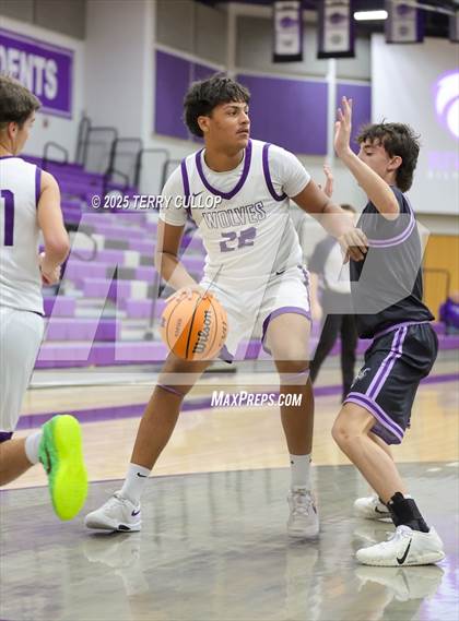 Thumbnail 3 in FR: Lehi @ Riverton (Sophomore) photogallery.