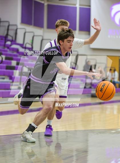 Thumbnail 1 in FR: Lehi @ Riverton (Sophomore) photogallery.