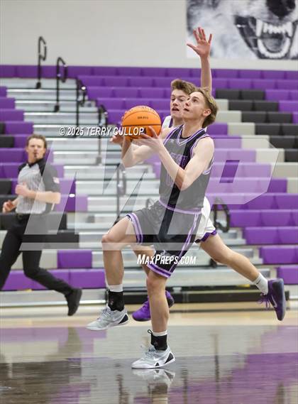 Thumbnail 3 in FR: Lehi @ Riverton (Sophomore) photogallery.