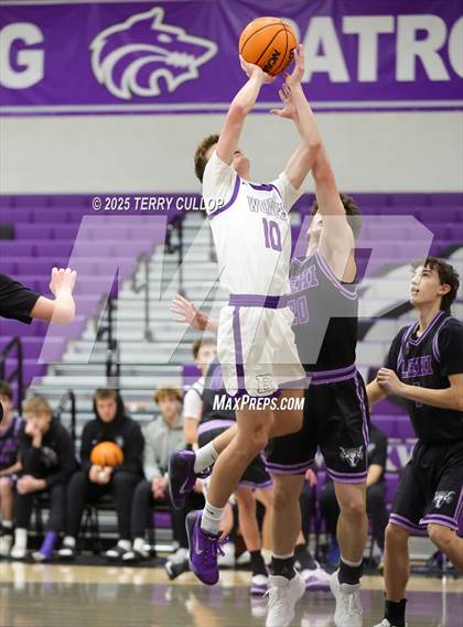 Thumbnail 2 in FR: Lehi @ Riverton (Sophomore) photogallery.