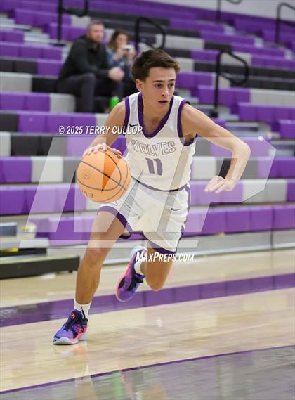 Thumbnail 3 in FR: Lehi @ Riverton (Sophomore) photogallery.