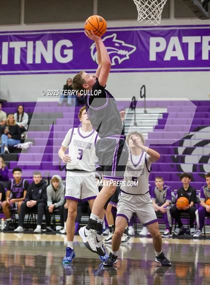 Thumbnail 1 in FR: Lehi @ Riverton (Sophomore) photogallery.