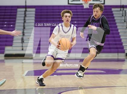 Thumbnail 3 in FR: Lehi @ Riverton (Sophomore) photogallery.