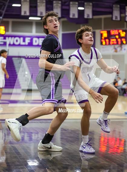 Thumbnail 2 in FR: Lehi @ Riverton (Sophomore) photogallery.