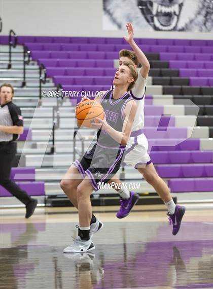 Thumbnail 2 in FR: Lehi @ Riverton (Sophomore) photogallery.