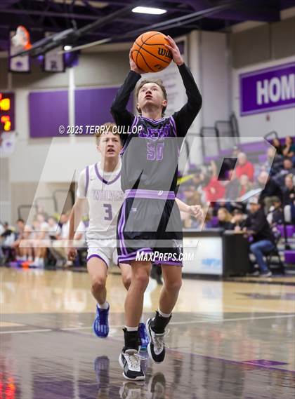 Thumbnail 3 in FR: Lehi @ Riverton (Sophomore) photogallery.