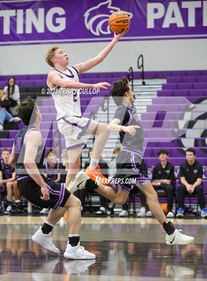 Thumbnail 2 in FR: Lehi @ Riverton (Sophomore) photogallery.