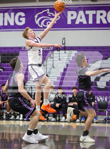 Thumbnail 1 in FR: Lehi @ Riverton (Sophomore) photogallery.
