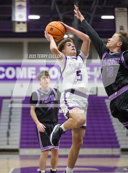 Thumbnail 2 in FR: Lehi @ Riverton (Sophomore) photogallery.