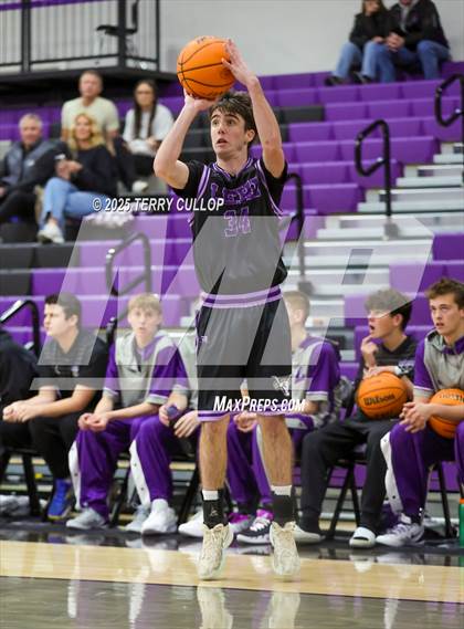 Thumbnail 1 in FR: Lehi @ Riverton (Sophomore) photogallery.