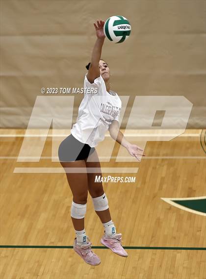 Thumbnail 3 in Charlotte Country Day School vs  Davidson Day (Scrimmage) photogallery.