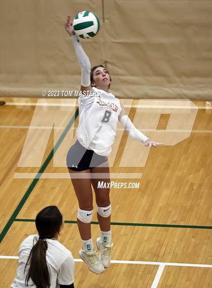 Thumbnail 2 in Charlotte Country Day School vs  Davidson Day (Scrimmage) photogallery.