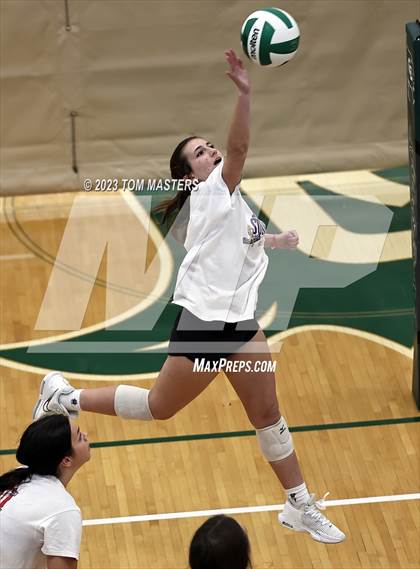 Thumbnail 2 in Charlotte Country Day School vs  Davidson Day (Scrimmage) photogallery.