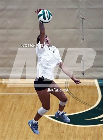 Thumbnail 2 in Charlotte Country Day School vs  Davidson Day (Scrimmage) photogallery.