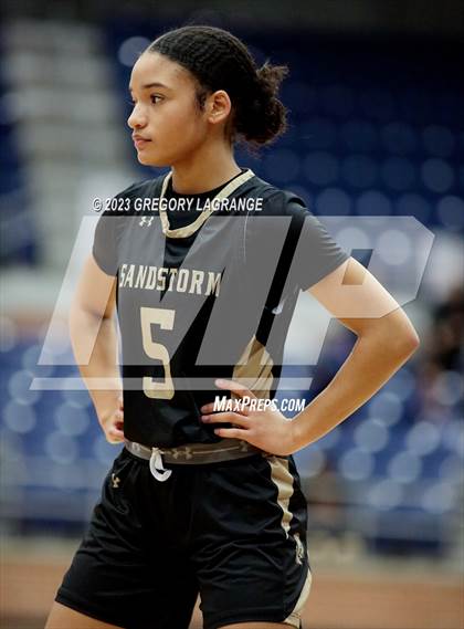 Thumbnail 2 in Amarillo vs Lake Ridge photogallery.