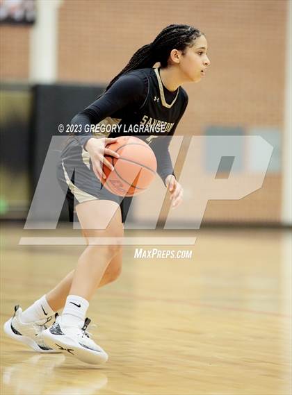 Thumbnail 1 in Amarillo vs Lake Ridge photogallery.