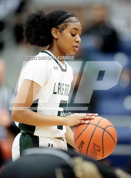 Thumbnail 2 in Amarillo vs Lake Ridge photogallery.
