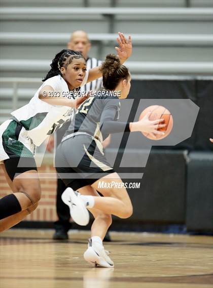 Thumbnail 3 in Amarillo vs Lake Ridge photogallery.