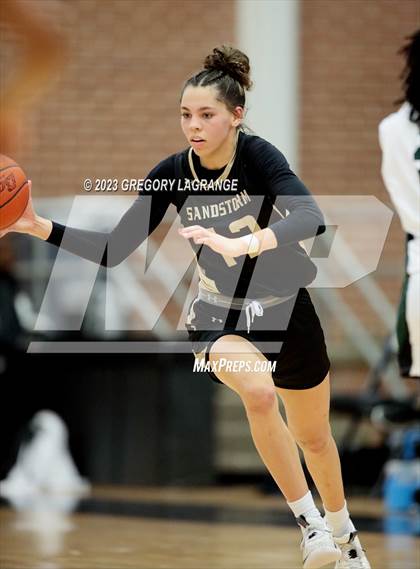 Thumbnail 1 in Amarillo vs Lake Ridge photogallery.