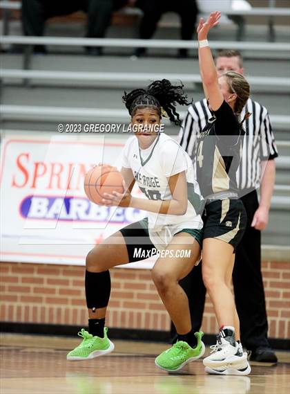 Thumbnail 1 in Amarillo vs Lake Ridge photogallery.