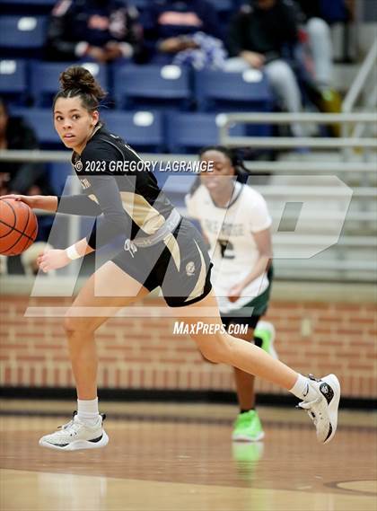 Thumbnail 1 in Amarillo vs Lake Ridge photogallery.