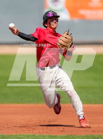 Thumbnail 2 in Williams Field vs. Poston Butte photogallery.