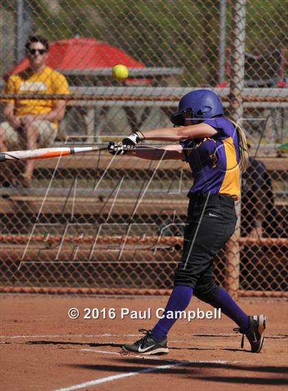 Thumbnail 2 in Horizon vs Queen Creek (Desert Mountain Invitational) photogallery.
