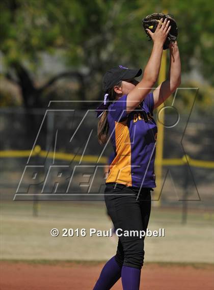 Thumbnail 1 in Horizon vs Queen Creek (Desert Mountain Invitational) photogallery.