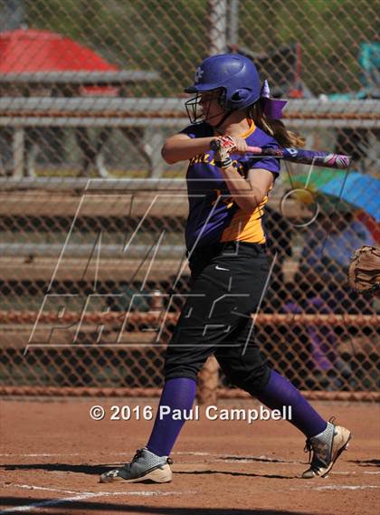 Thumbnail 2 in Horizon vs Queen Creek (Desert Mountain Invitational) photogallery.