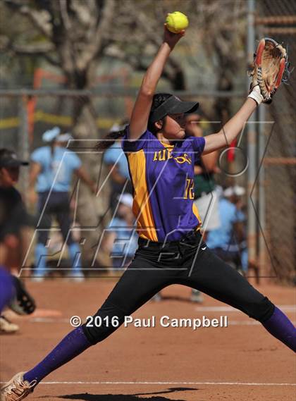Thumbnail 2 in Horizon vs Queen Creek (Desert Mountain Invitational) photogallery.