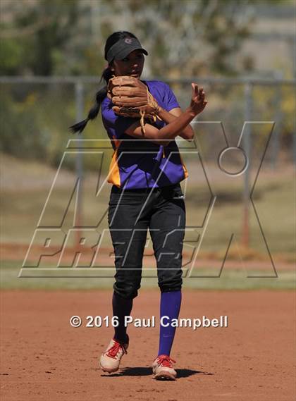 Thumbnail 1 in Horizon vs Queen Creek (Desert Mountain Invitational) photogallery.
