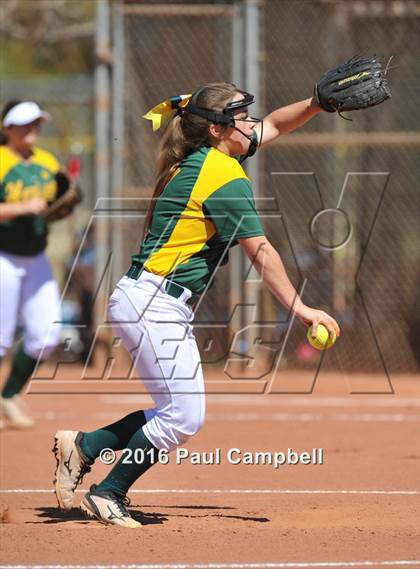 Thumbnail 2 in Horizon vs Queen Creek (Desert Mountain Invitational) photogallery.