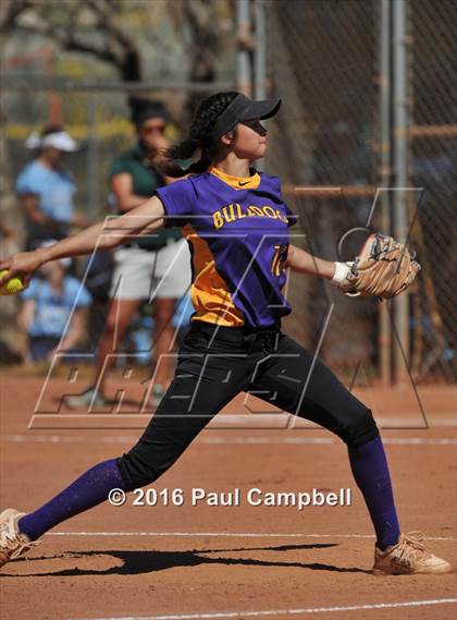 Thumbnail 3 in Horizon vs Queen Creek (Desert Mountain Invitational) photogallery.