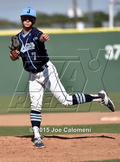 Thumbnail 2 in Johnson [Claudia Taylor] vs  MacArthur [Douglas] photogallery.