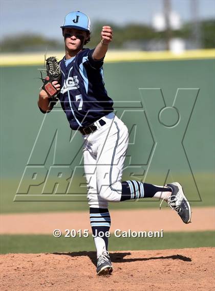 Thumbnail 1 in Johnson [Claudia Taylor] vs  MacArthur [Douglas] photogallery.