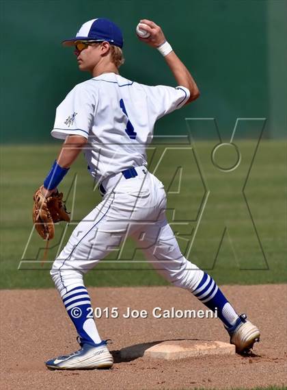 Thumbnail 3 in Johnson [Claudia Taylor] vs  MacArthur [Douglas] photogallery.